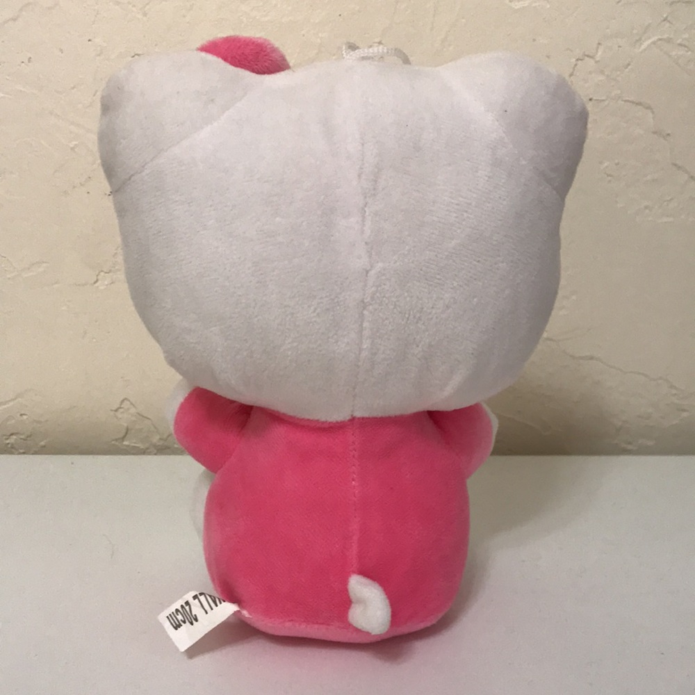 Hello Kitty - Picture 5 of 8